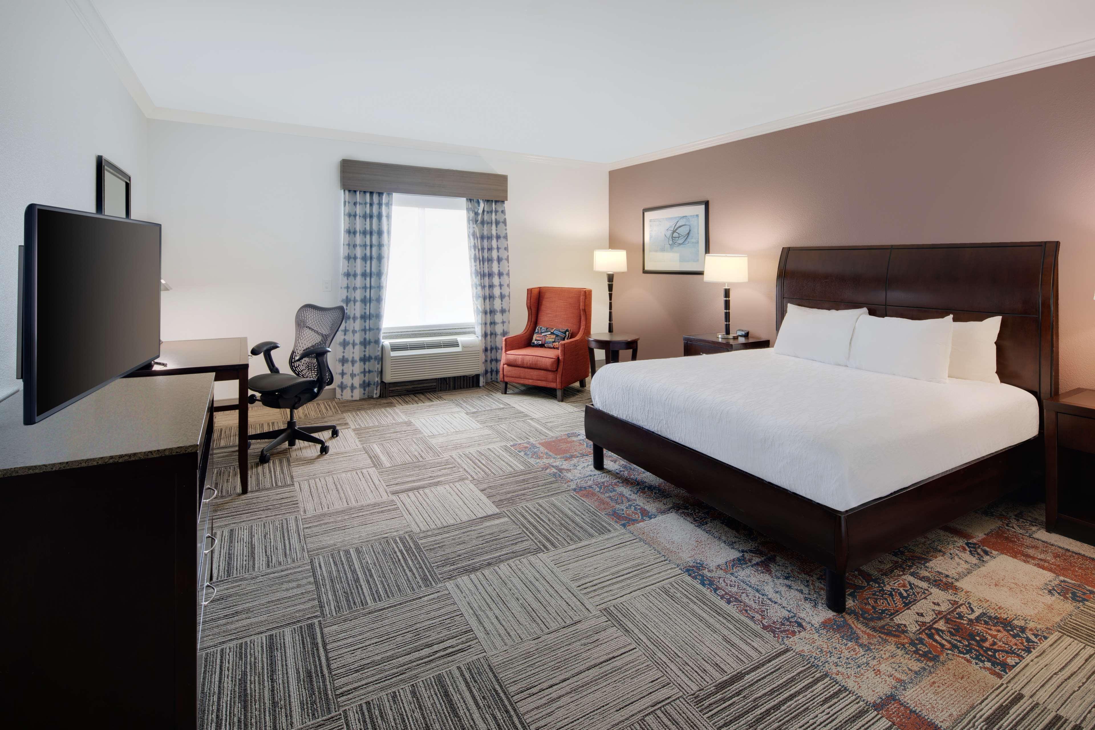 Hilton Garden Inn Tyler Bagian luar foto