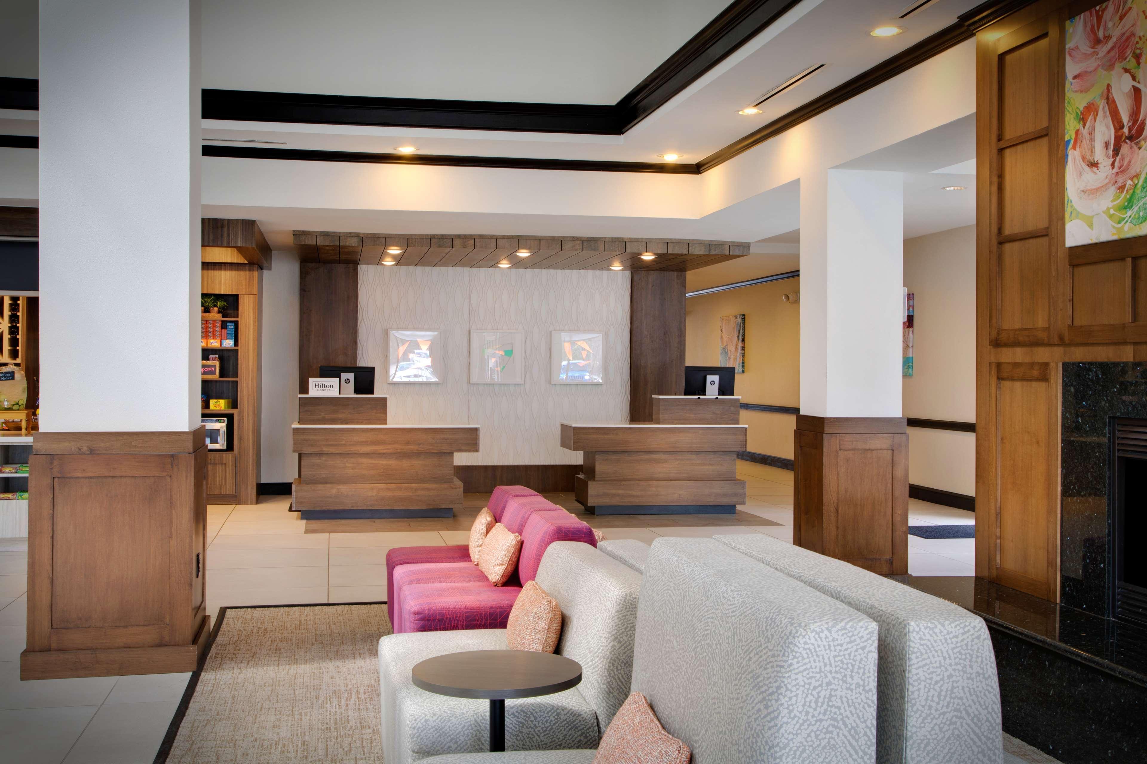 Hilton Garden Inn Tyler Bagian luar foto
