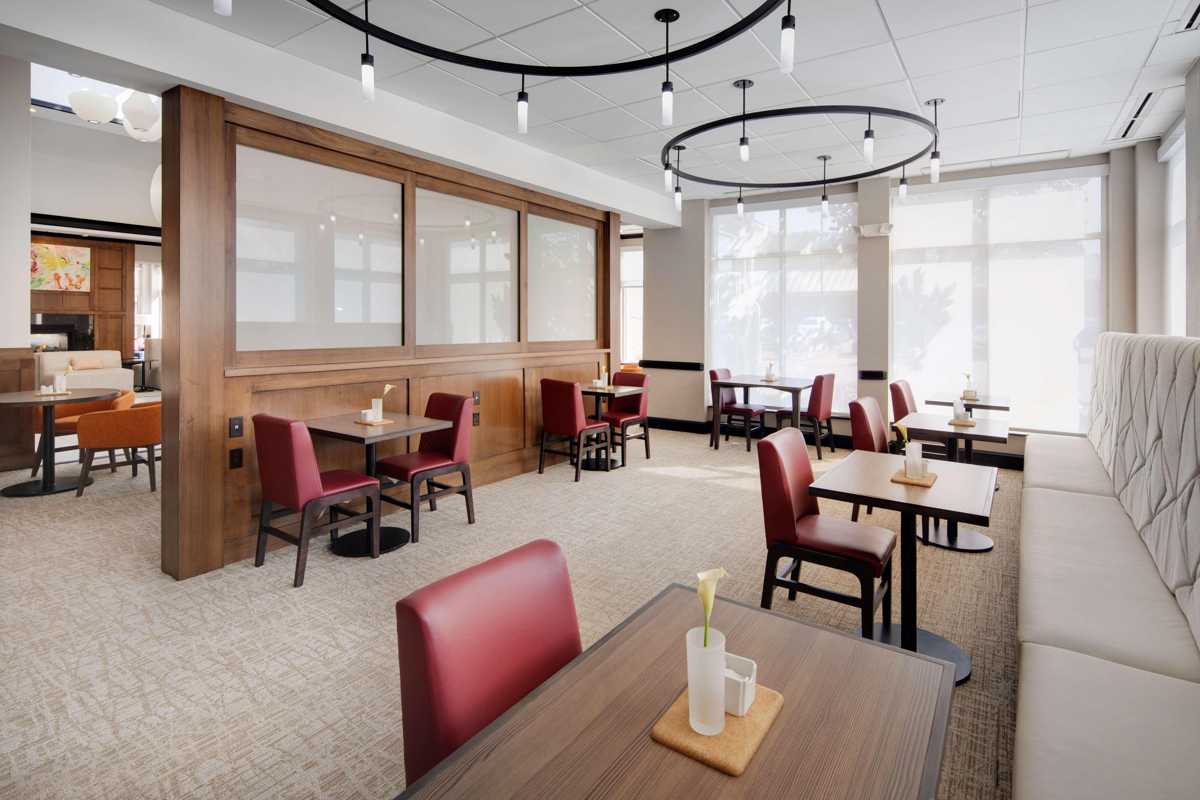 Hilton Garden Inn Tyler Bagian luar foto