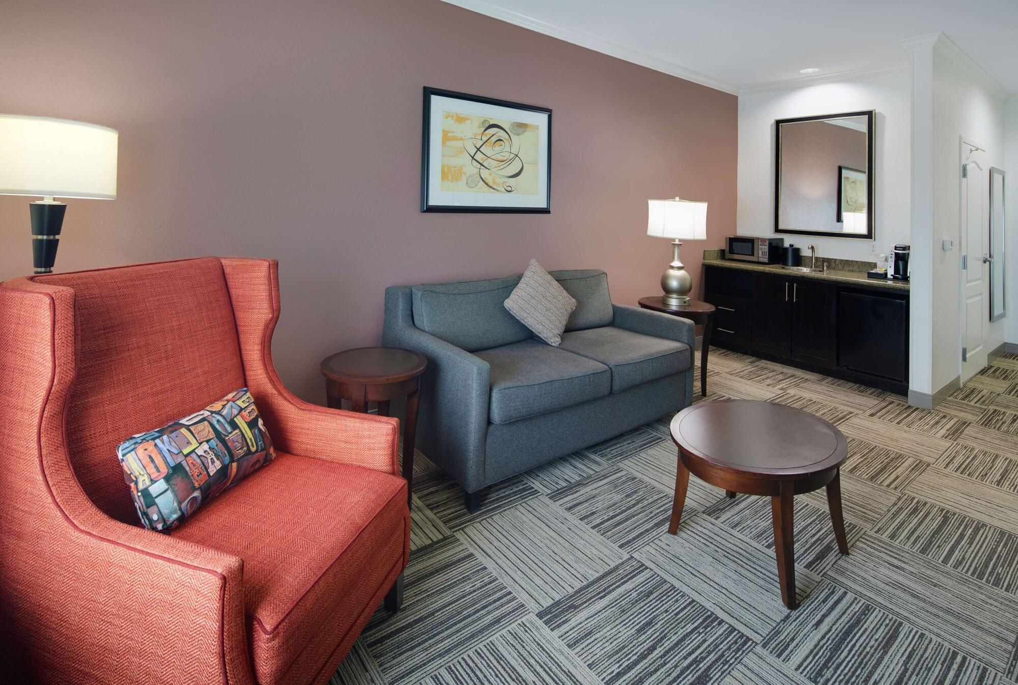 Hilton Garden Inn Tyler Bagian luar foto